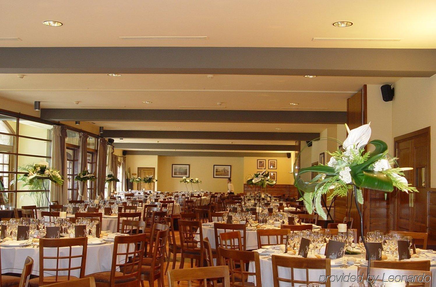 Husa Sant Bernat Montseny Restaurant photo