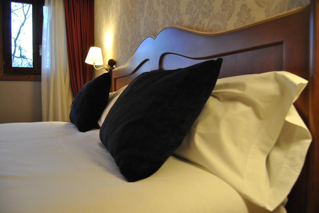 Husa Sant Bernat Montseny Room photo